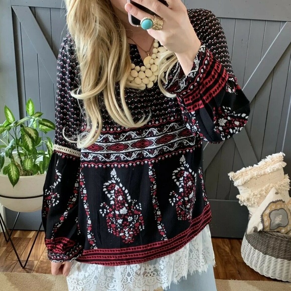 Last Two! Plus Size Block Print Long Tunic Blouse - Picture 2 of 7